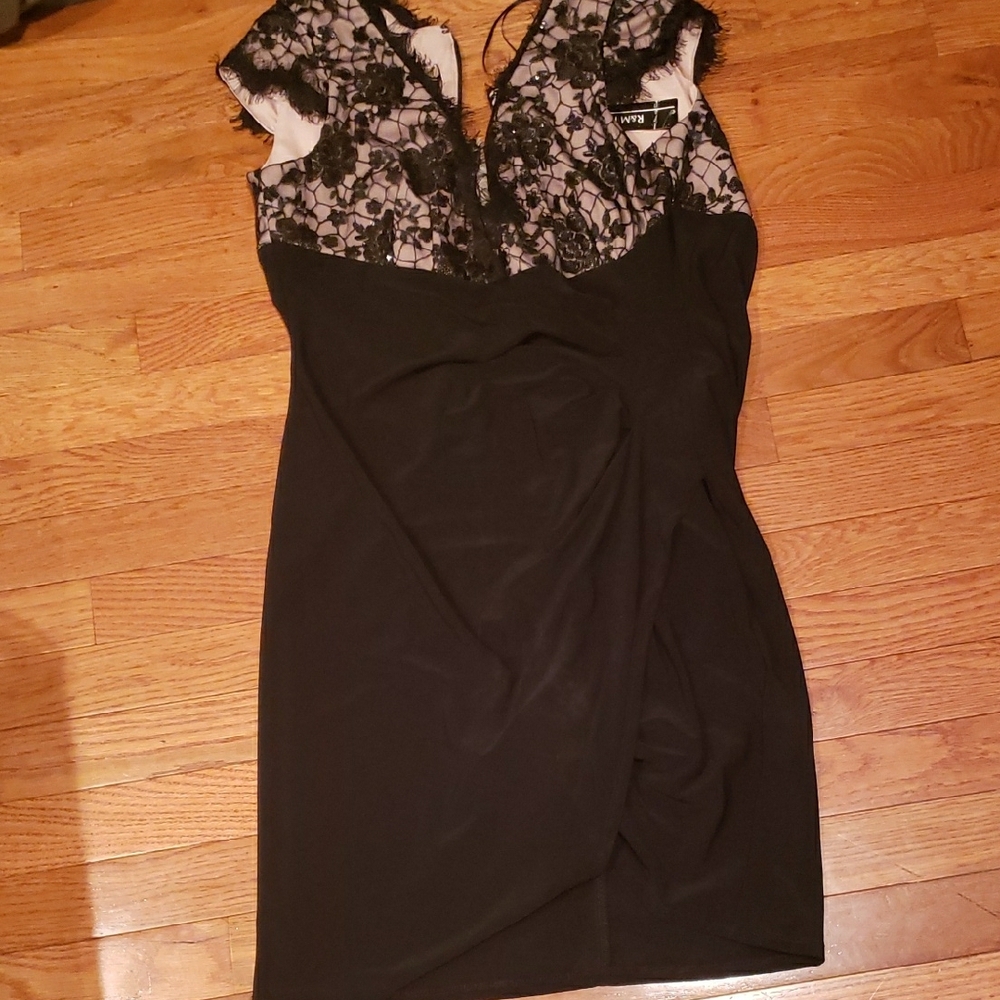 R&M Richards Black and Nude Lace  Dress